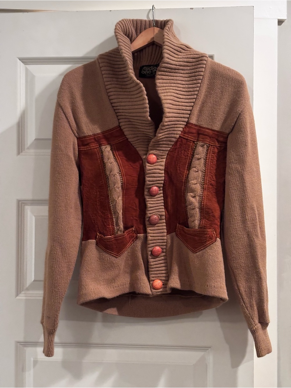 Vintage Chunky Shawl Collar Women's Sweater Cardigan in Beige and Rust